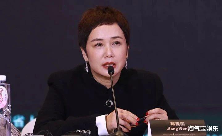 『国籍』为什么大家最讨厌加入美国籍的明星, 看完美国宣誓词就懂了