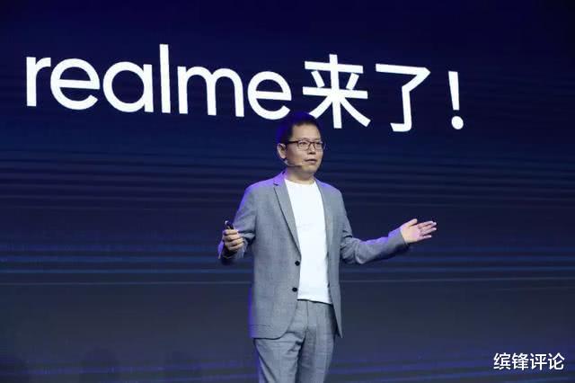 realme@realme10点正式官宣，其全球用户数，已突破3500万！