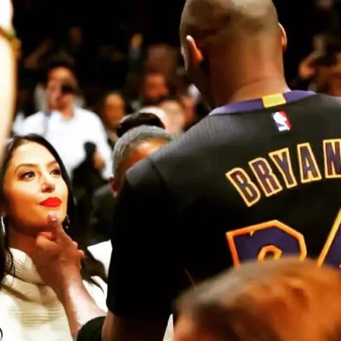 国足▲124天！整整2亿！科比替代者正式确定，瓦妮莎和科比父母彻底撕破脸