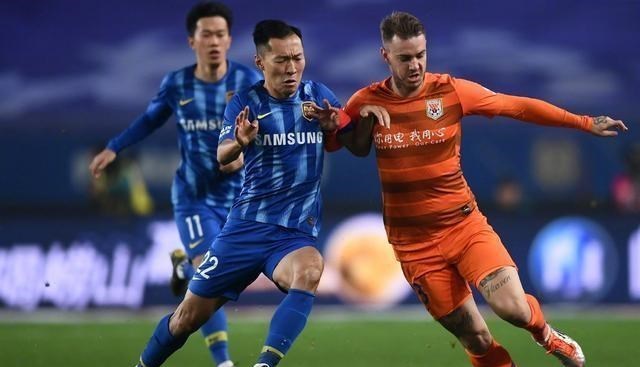 [中国足协]中国足协终于重拳出击！两大高职人员被撤，傅明明显误吹成导火索