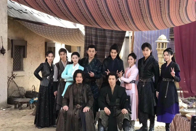 电影|曾经也是红遍两岸三地的男团偶像，如今却为肖战当配角