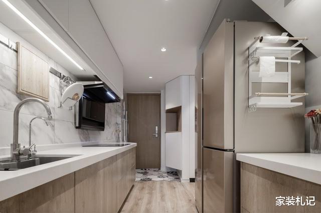 |不慌不忙断舍离，35㎡装出两房一厅，全屋一尘不染毫无杂物