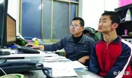 数学|高考总分仅262分，每科只做选择题，被名校特招后成为数学博士