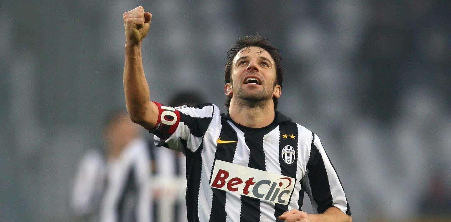 罗马|绿茵场上最著名的十大王子，第一个征服了无数球迷