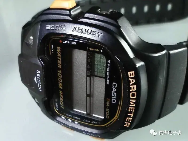 卡西欧|卡西欧另类的压力传感器“杰森面具”——CASIO BM200