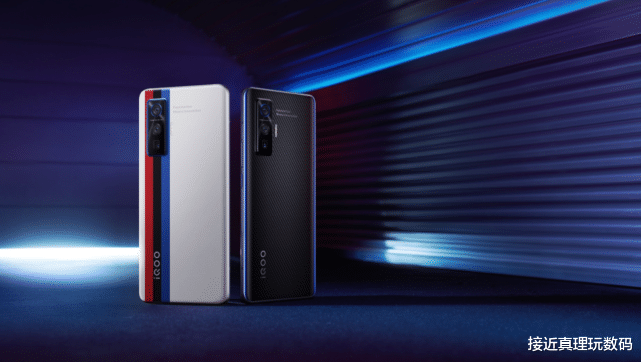 iQOO 5|iQOO 5系列用实力说话，它可能比超大杯的小米10更懂你
