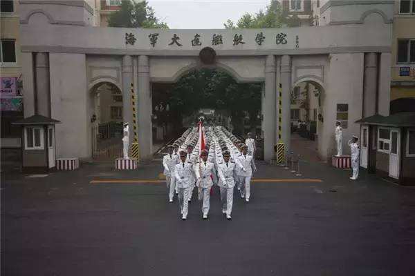 「高校」这10所颜值超高的海边大学，你心动了吗？