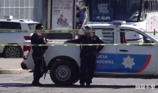 墨西哥前州長在餐館衛生間被爆頭槍殺，監控顯示刺客是一名女子-圖3