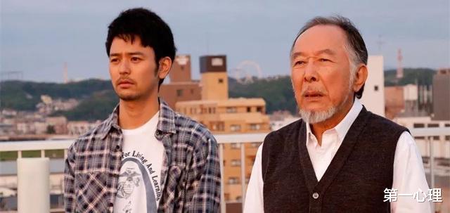 第一心理|农村怪象:家里的儿子再没出息,也不敢得罪,只是为了养老?