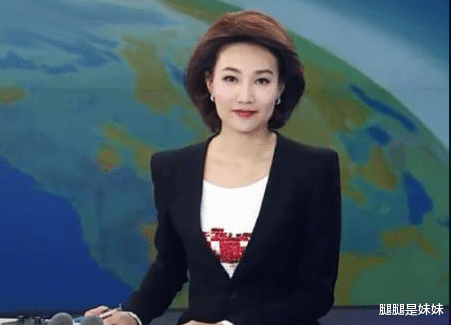 【李梓萌】原来我们被骗了这么久！央视女主播常年戴假发“扮成熟”，摘掉假发美得认不出