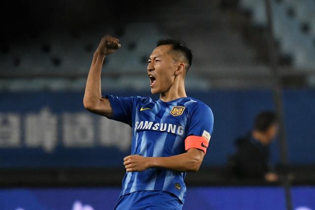 #中国足协#足协正式官宣，郜林或不会太开心，虽然杀回中超，却损失了1500万