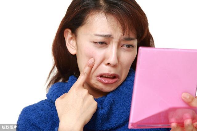 【秋葵】被医生拉入\黑名单\的4种食物，每一口都加深皱纹，别再吃了