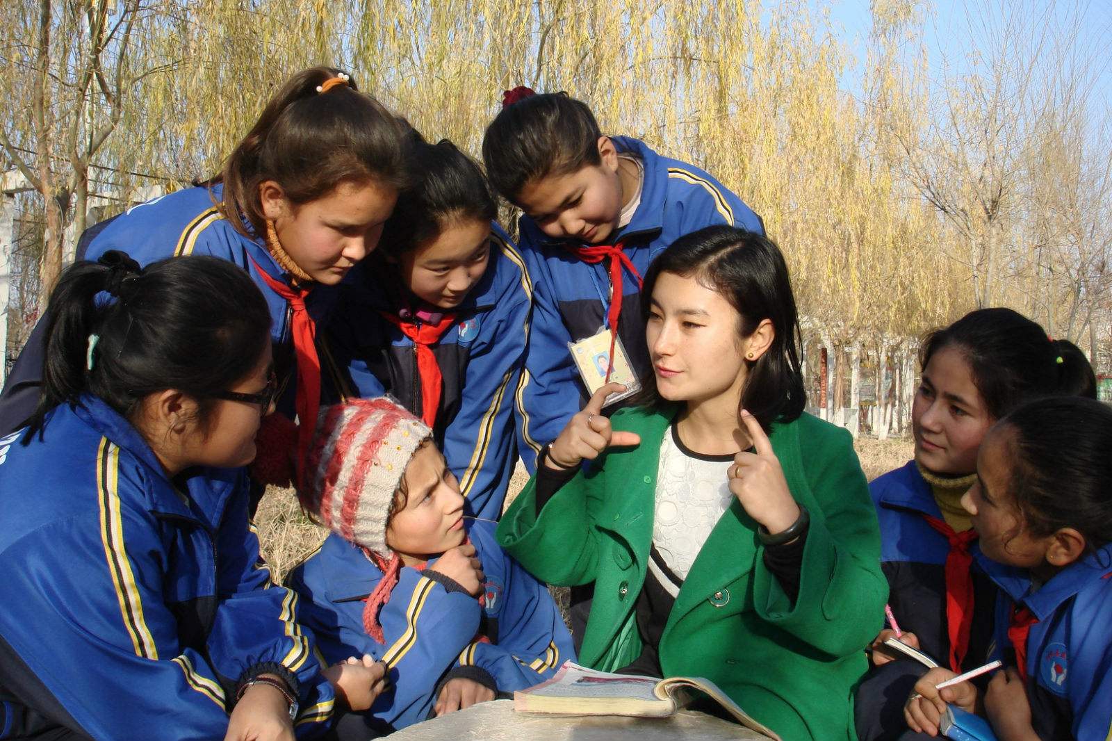 特岗教师▲这类教师工作3年，可直接获得教师编制！