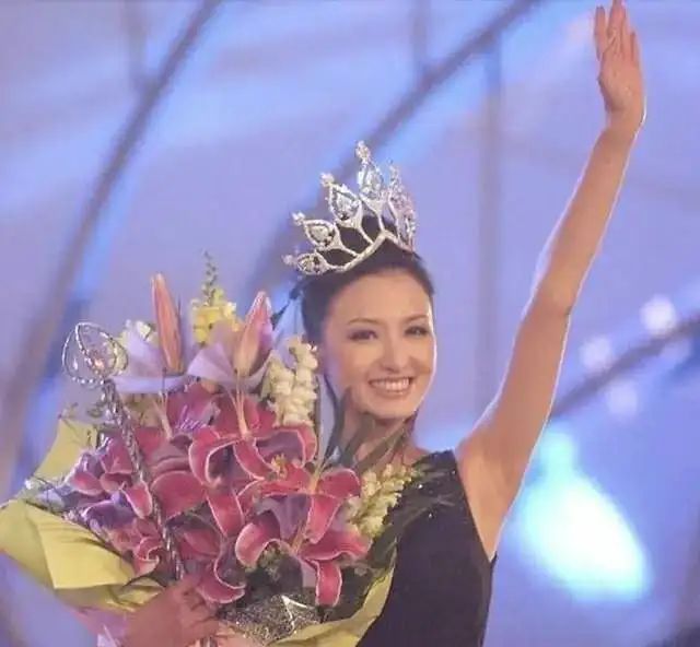 张萌|比黄圣依夫妇还牛？这对夫妻掌管半个娱乐圈！