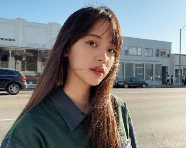 发型|具备“少女感”的女生，多半有以下4个相似之处，不只是简单看脸