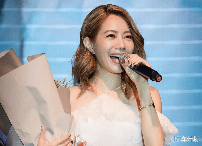 ▲四位被“永久封杀”的明星， 前三个属于咎由自取， 第四个是真冤