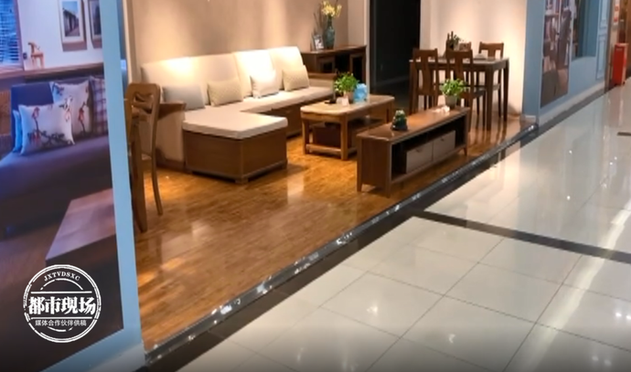 |奇了！女子买12万元家具一直没提货，10年后才想起…