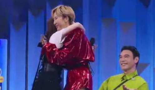 李玟|被李玟评价为拥有完美唱功的音乐人，乐坛一位冉冉升起的新星！