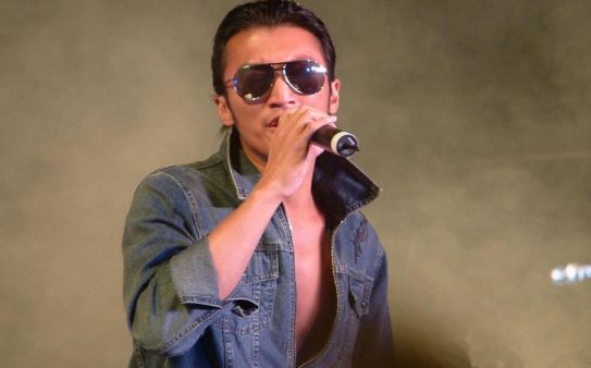 谢霆锋|时隔七年，谢霆锋终于承认了离婚真相，张柏芝才能摆脱了罪名