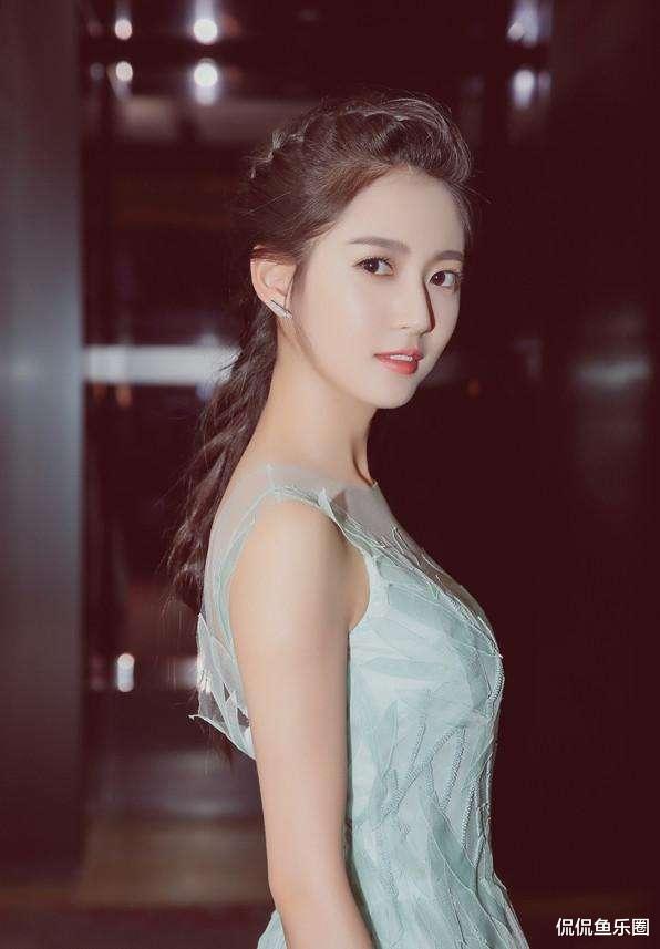28歲陳鈺琪，甜美清純中透著性感魅力，盡顯輕熟氣質！-圖3