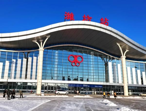 光明网视频 正式“牵手”!潍坊站南站房启用啦