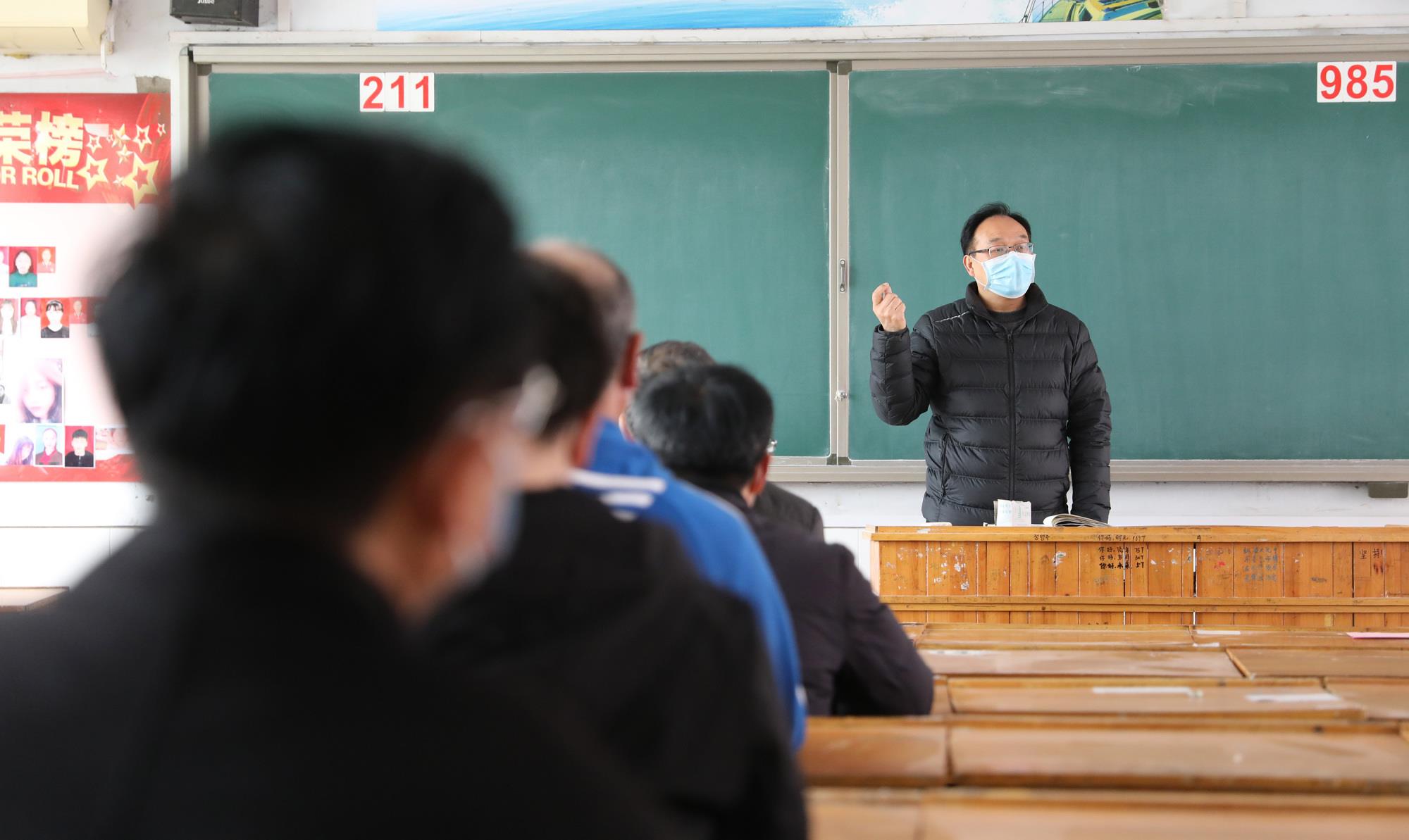 「数学」致今年参加高考的孩子：你可能只是假装复习，但成绩不会陪你演戏