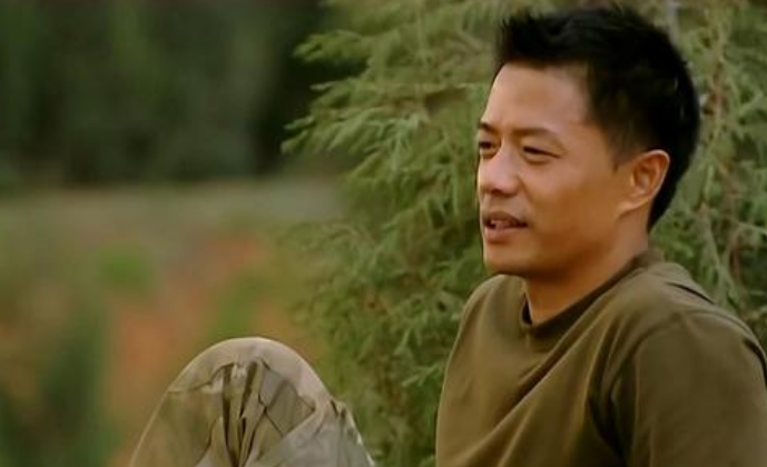 段奕宏|因“长得丑”连续两年落榜中戏，自卑到无戏可拍，如今红过邓超演技秒黄轩