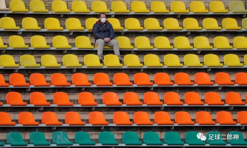 『欧洲』欧洲唯一不停摆联赛，11国抢购转播权，总统：比赛比任何药物都要好