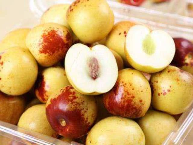 「水果」没想到，4种水果容易“惹”上肝癌， 保肝护肝， 一定要管住嘴