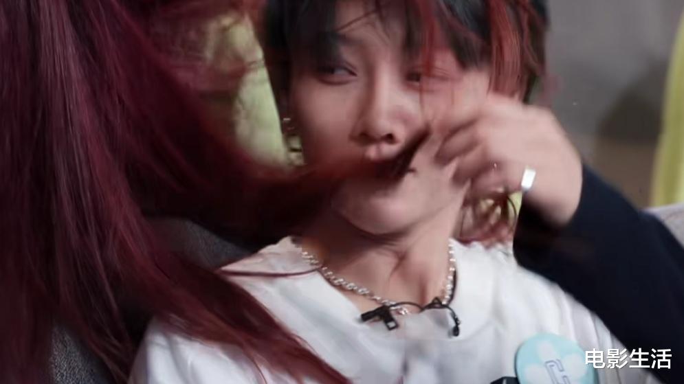 [孔雪儿]精彩升级！虞书欣指导孔雪儿跳舞引爆笑，秦牛正威再次挑战Rap