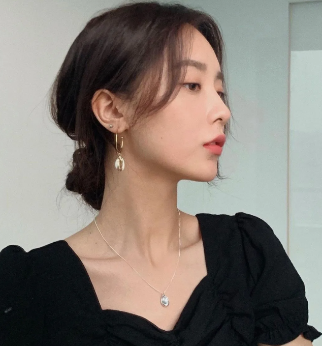 『穿衣搭配』胖脸的女生穿衣真的不好看？