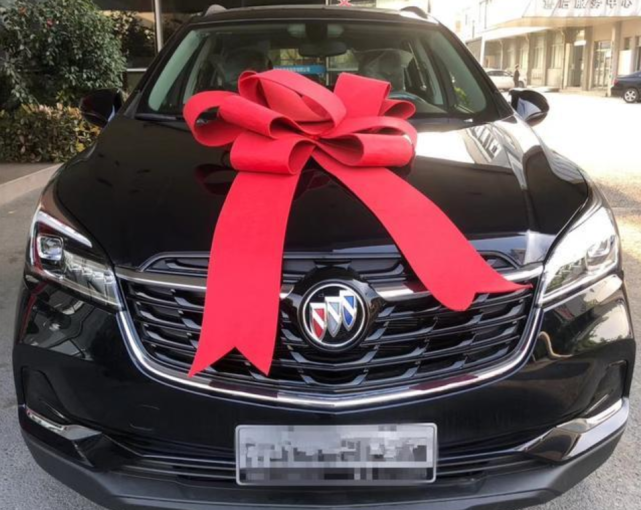 『昂科威』跟媳妇说好买家用车，皓影贵荣放更贵，最后17.3万提了它很满意