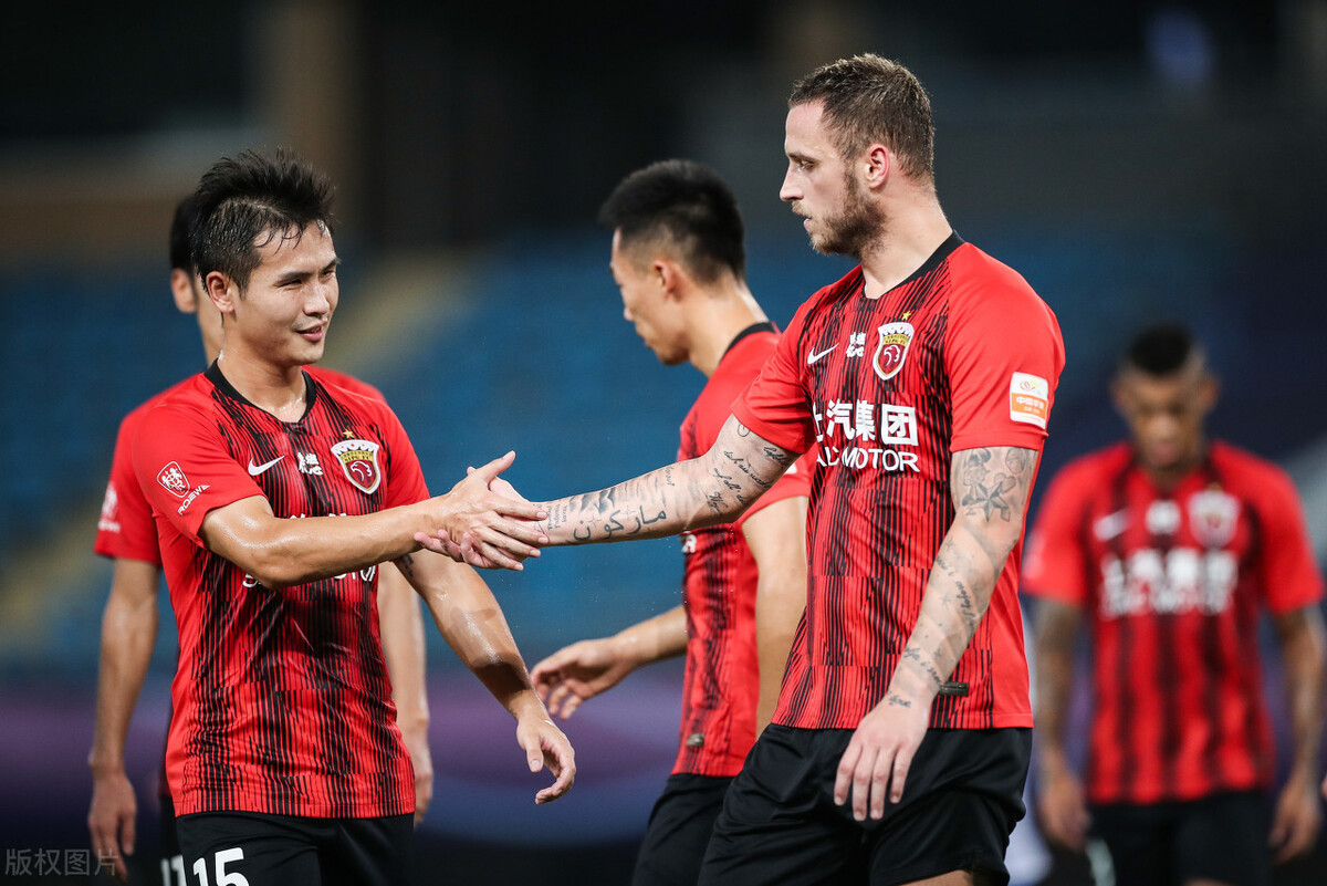 佩雷拉|从0-1到0-2,告诉佩雷拉这2人不能再用,已是扶不起的烂泥