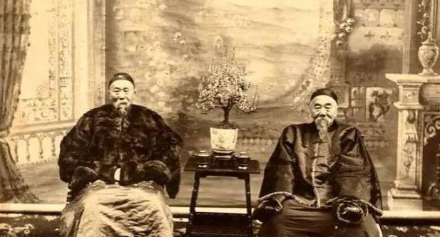 #女孩#哥哥太穷妹妹太丑，两人直接结婚，生下一子天下闻名