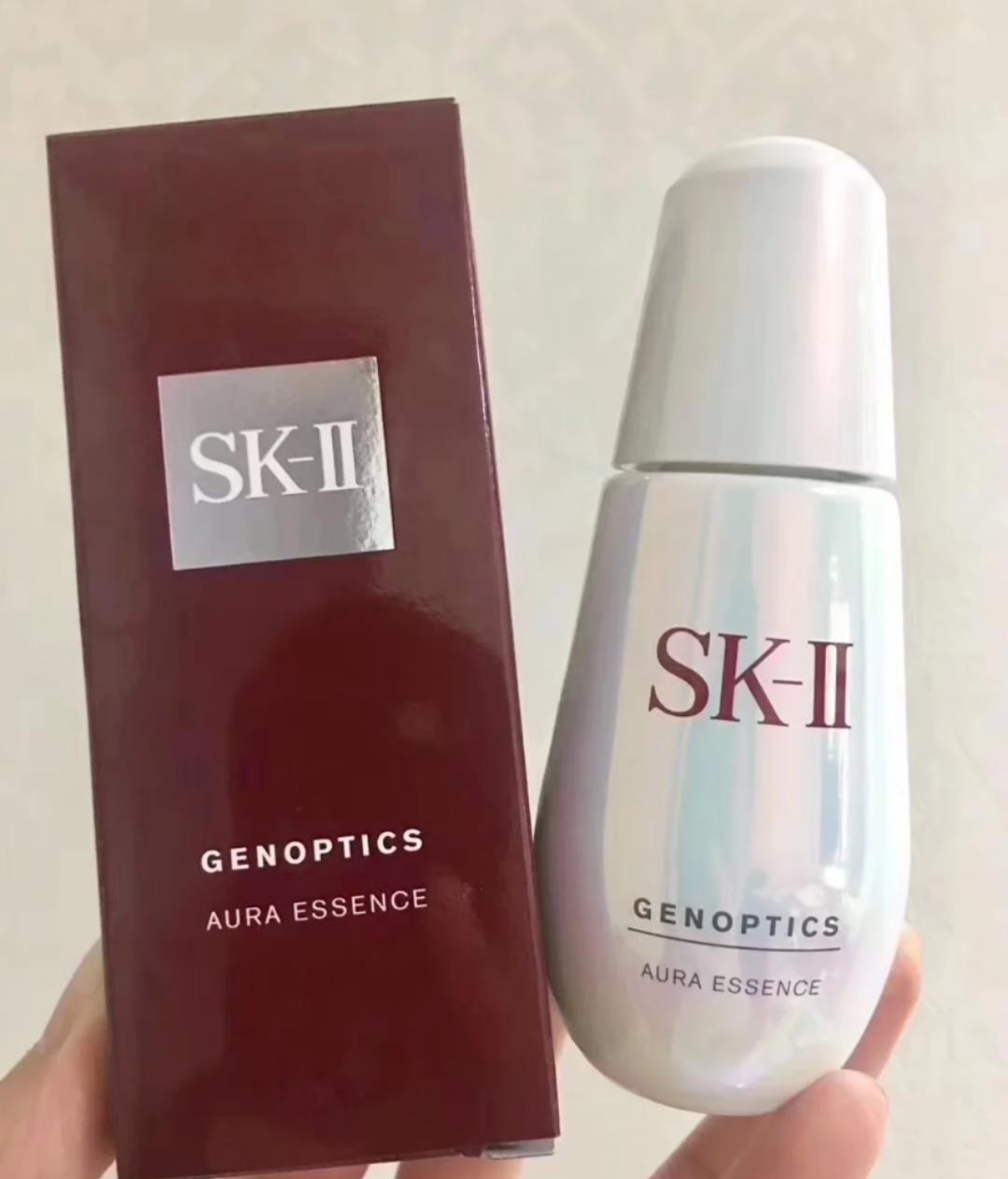 「保湿」热门精华怎么选？从成分到功效、深度分析，小棕瓶综合性价比高！