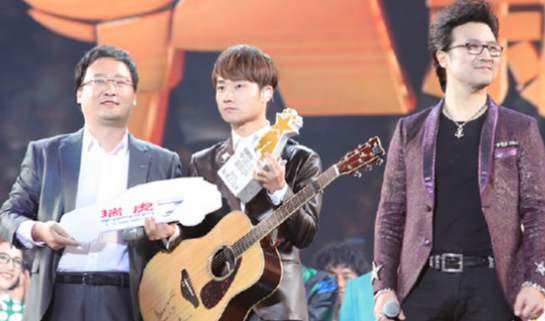 娱乐圈|他是最惨《中国好声音》冠军，再次参赛轻松夺冠，却依旧不火！