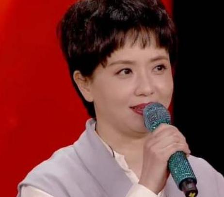 陶慧敏|她是国家一级演员，为丈夫守寡11年，如今54岁美过20岁女儿