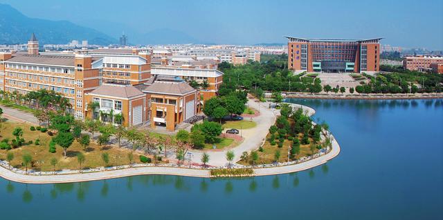 高校|39个大学都很普通，学科评级却全部A级！这所学校还“包分配”！