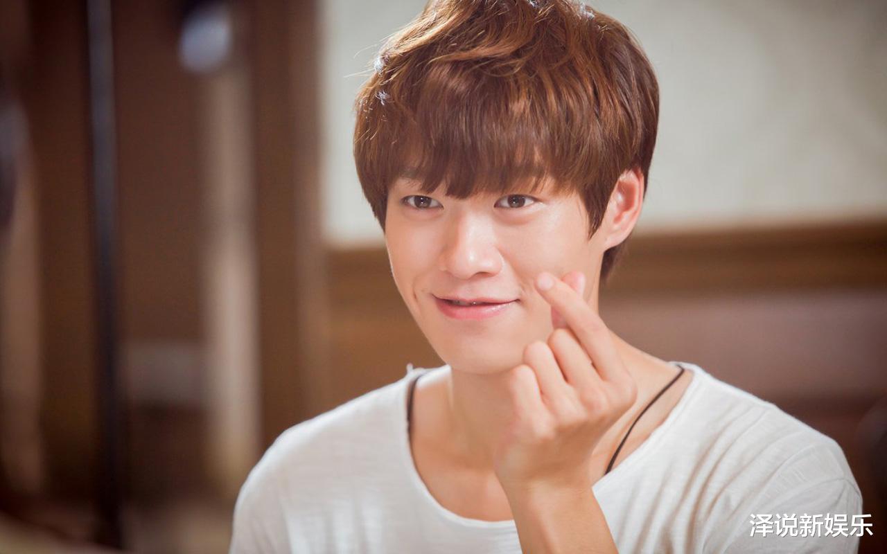 [魏大勋]魏大勋自曝离开《密室大逃脱》原因，举动却看出真实想法，网友: 理解