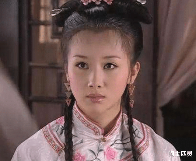 娱乐圈|她演《李卫当官》红极一时，因片场被打而淡出娱乐圈，如今成这样。