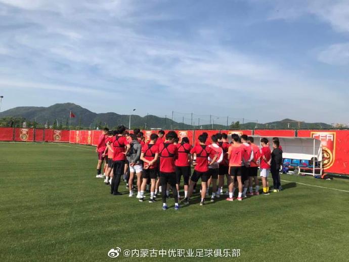 「中甲」中甲草原军团吹响集结号,在苏州封闭备战新赛季,仍有黑马潜质