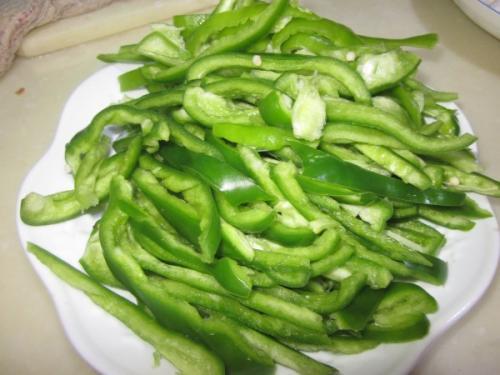 『牛奶』猪身上就这个部位最贵！夏天应该多吃点，比牛羊肉更滋补