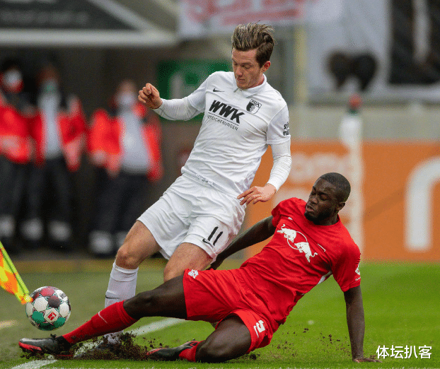 拜仁慕尼黑|2-0！德甲榜首之战变一边倒，欧冠大黑马坐稳领头羊，甩拜仁4分