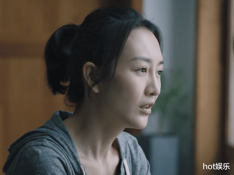 『佟丽娅』继佟丽娅之后，又一部剧被女主毁了，演技垫底，远没有配角出彩