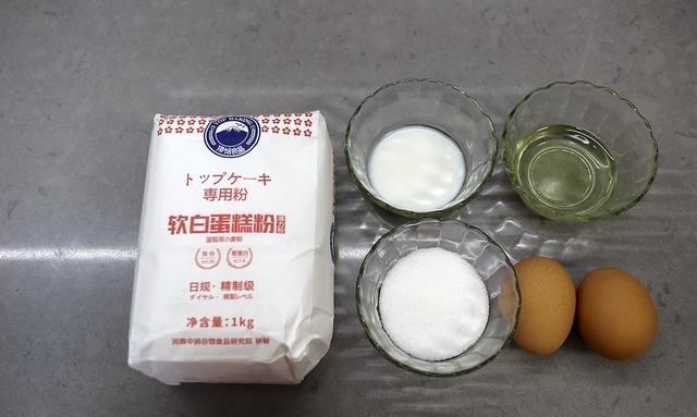 海绵蛋糕▲全蛋打发海绵蛋糕,比戚风易上手,零失败,平整不开裂,香甜细腻