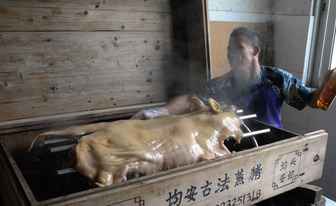 舌尖上的中国|因为《舌尖上的中国》而闻名全国，现如今无人问津，门店都倒闭了