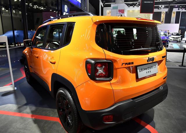 自由侠|硬汉SUV中的小鲜肉：炫酷不输吉姆尼，1.3T+四驱，新自由侠真帅气