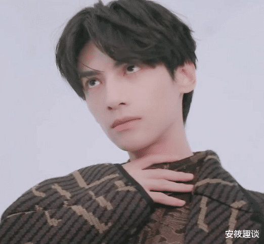 [罗云熙]罗云熙长时间没剪头，本以为会变非主流，当他放下头发后恋爱了