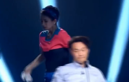 罗大佑▲罗大佑15分钟怒斥学员，章子怡哽咽争论后，一气之下拍桌子离场