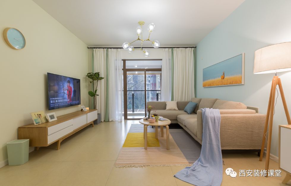 ：145m2四房清新，无任何造型，连石膏线都没有